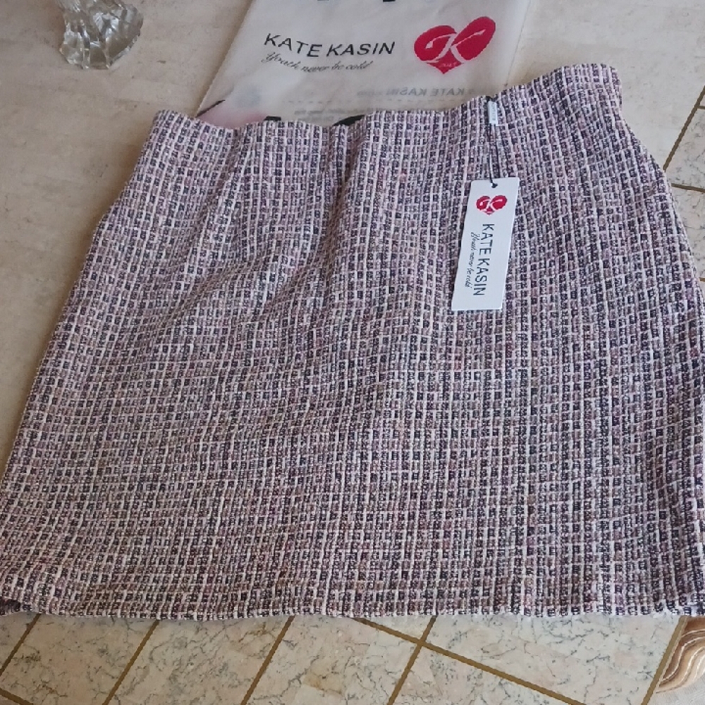Skirt/thigh Length/tweed' Light Pink Plaid design,New W/Tags,sz L,stretch waist